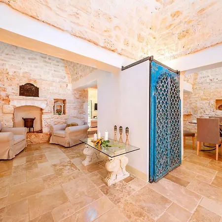 别墅 Helloapulia - Masseria La Cesarina - Villa Retreat With Private Pool & Olive Trees *