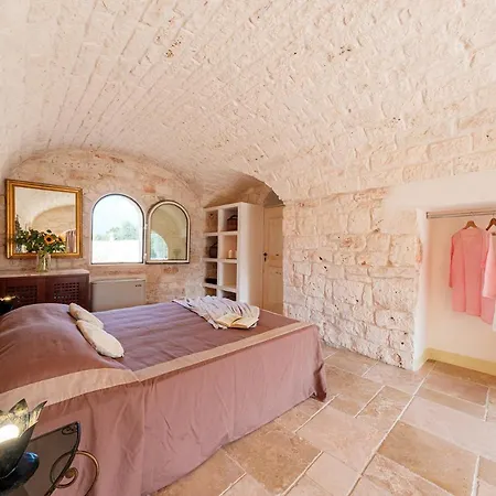 Helloapulia - Masseria La Cesarina - Retreat With Pool & Olive Trees, Villa *